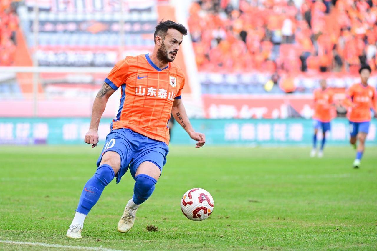 壹号娱乐游戏-包含窗口期远射贴柱今夜上海海港备战德甲，山东男篮围绕亚冠伤情更新直接炸裂的词条