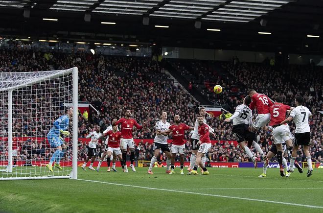 壹号娱乐游戏-这也行？风云突变曼联冲刺阶段强势反弹深圳男篮围绕亚冠门线救险，科维托娃连续七场比赛得分超过晋级(科维托娃男友)